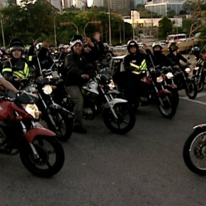 Onde Tem Empresa de Entrega de Moto Aeroporto - Entrega com Moto